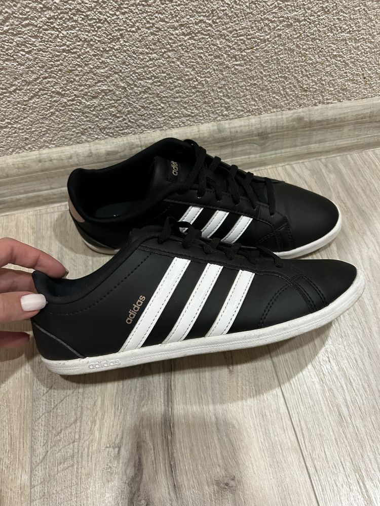 Дамски маратонки adidas 38 2/3