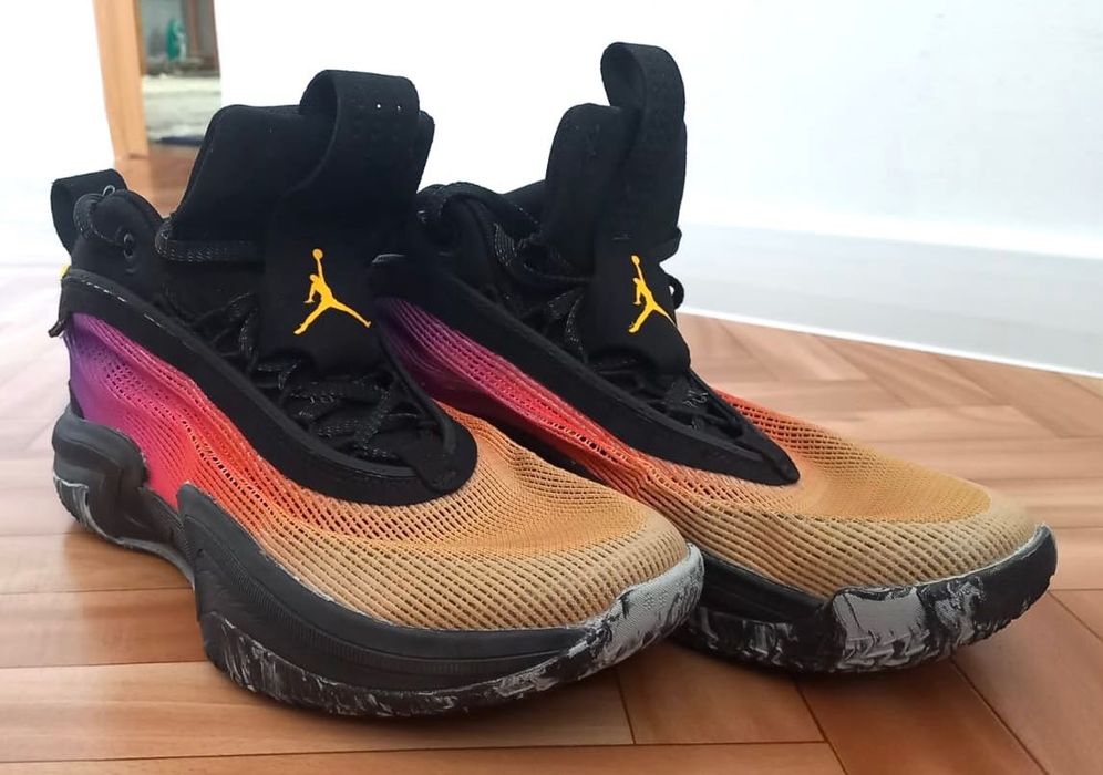 Баскетбольные/волейбольные кроссовки