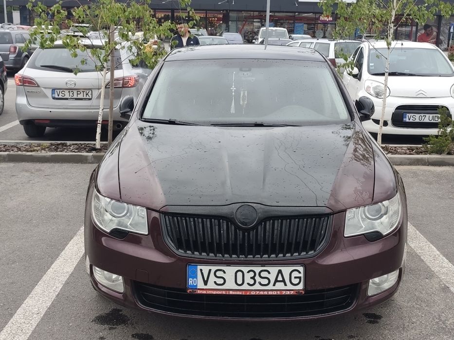 Vând Skoda superb