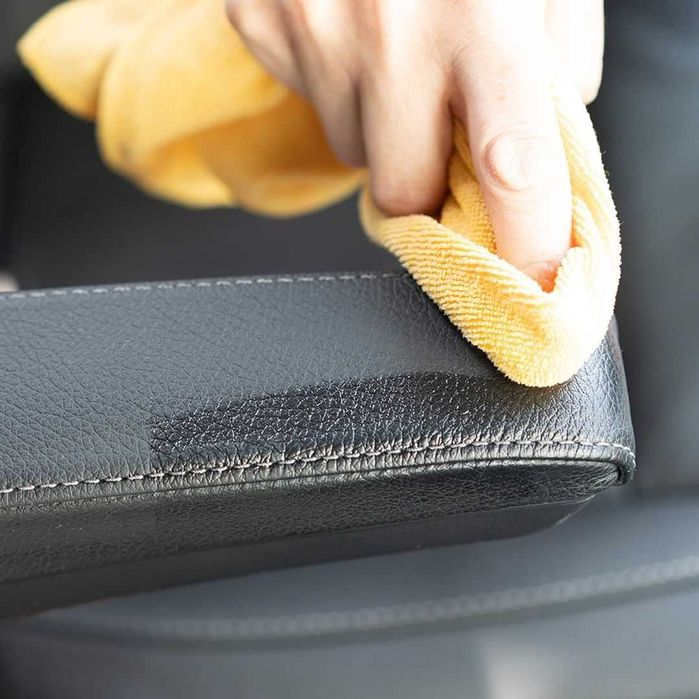 Микрофибърна кърпа за интериорен детайлинг COLOURLOCK