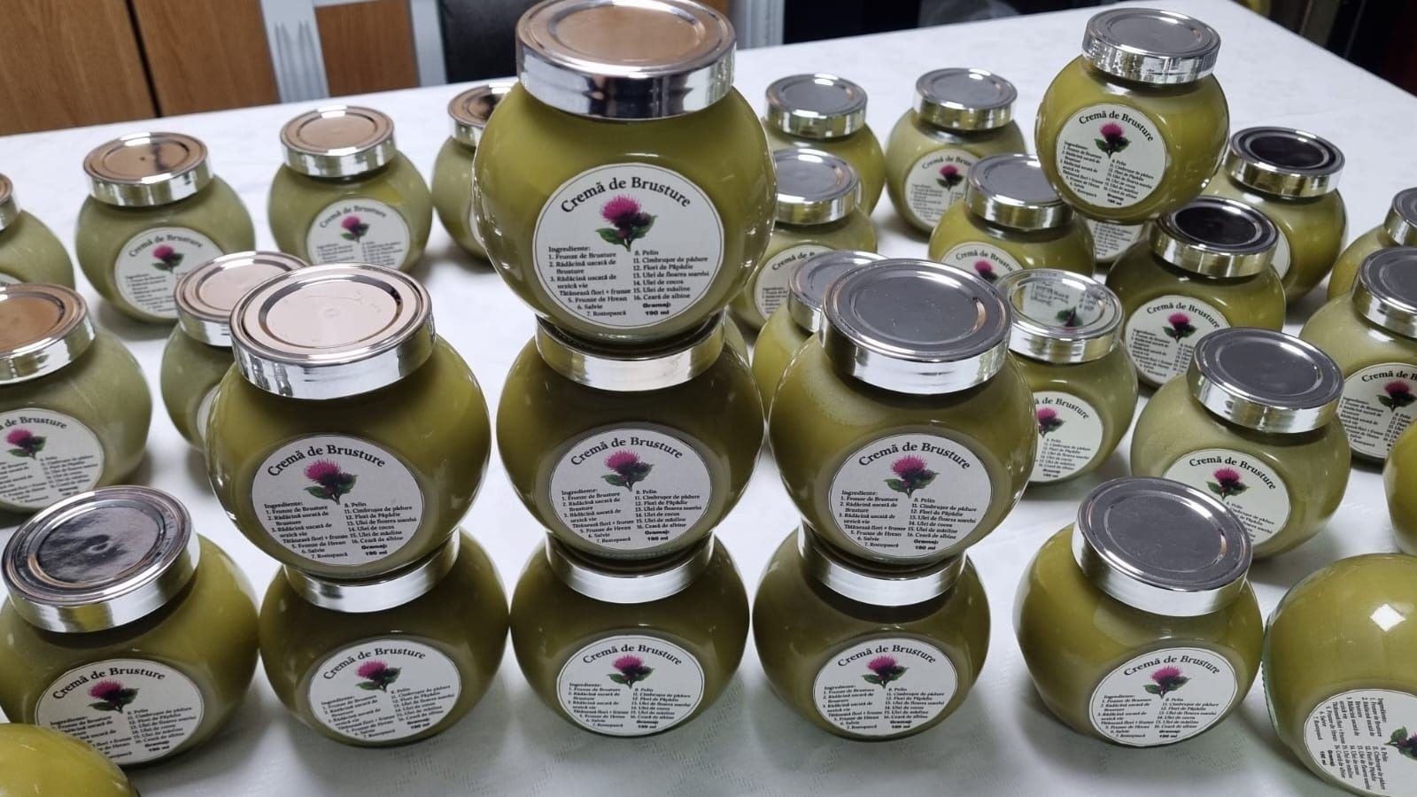 Unguent - Crema - Brusture Tătăneasă Rostopasca Salvie Papadie Pelin