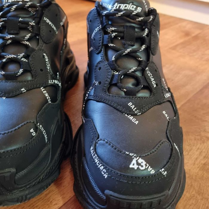 Balenciaga Triple S Black - Оригинални - Размер 43 - Отлично състояние