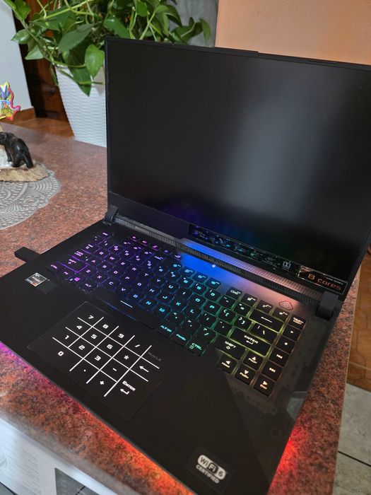 ASUS ROG Strix SCAR 15 (G533QM)