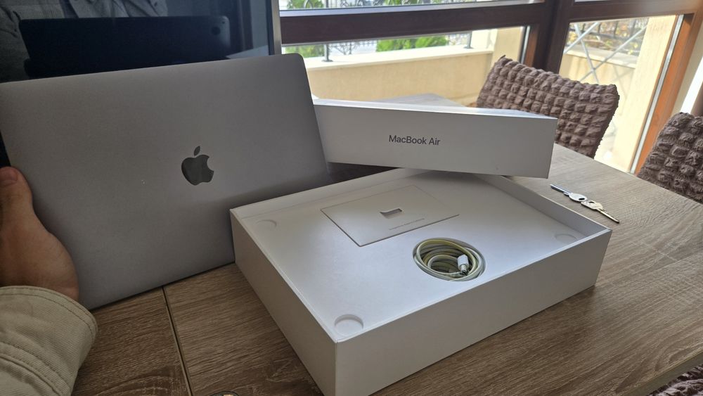 Macbook air 2019г.
