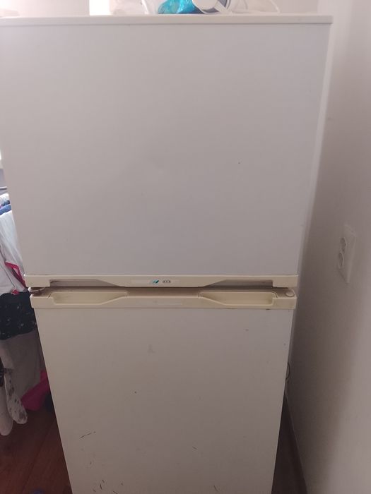 Продам холодильник рабочий