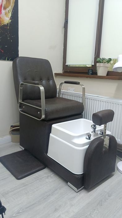 Продам педикюрное кресло