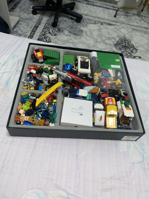 Лего оочень много, в идеальном состоянии