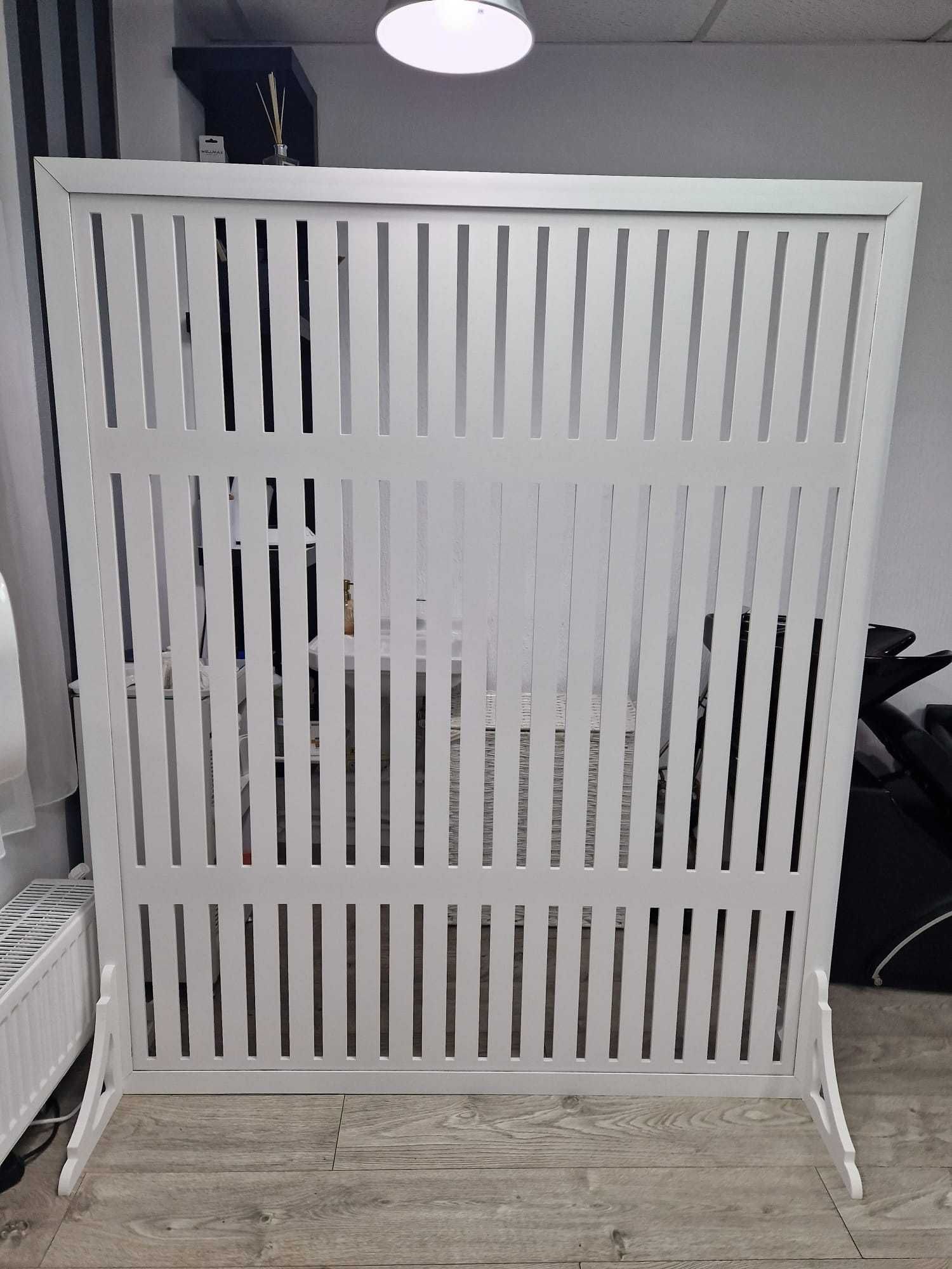 Perete despartitor Line Art  PE-L30