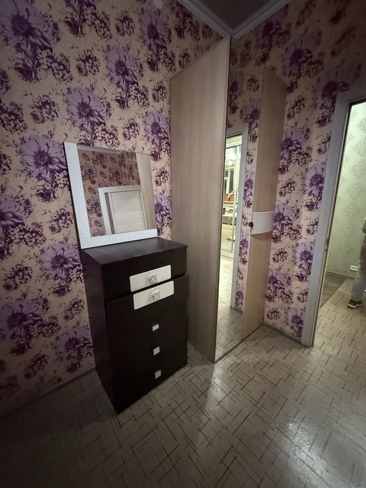 Продам Мебель все за 10. Тыс самовывоз