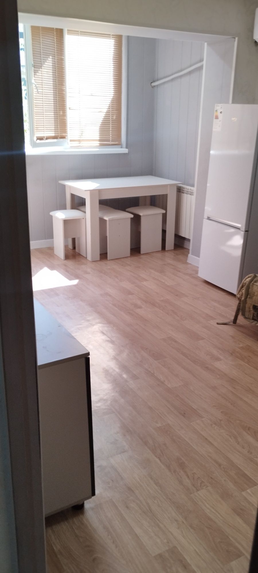 Продам 1 комнатную квартиру 1 мкр. 19 дом за 8 мл. тенге