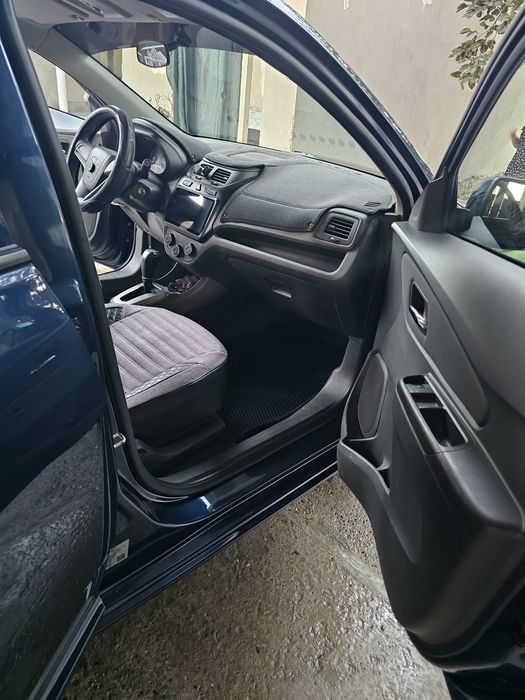 Chevrolet Cobalt 23-24