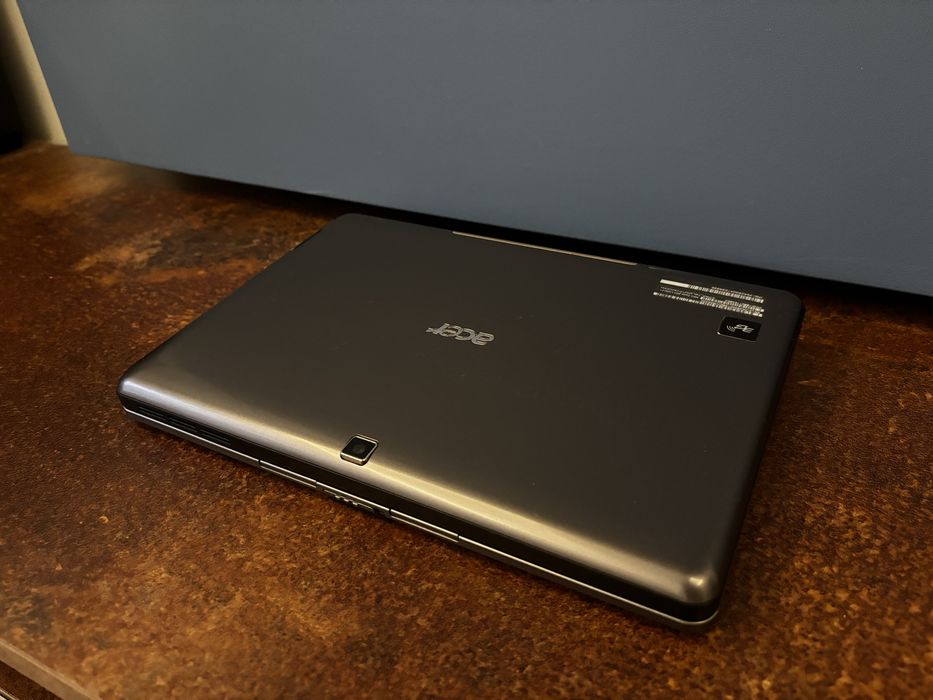 Лаптоп Acer Iconia Tab W501P