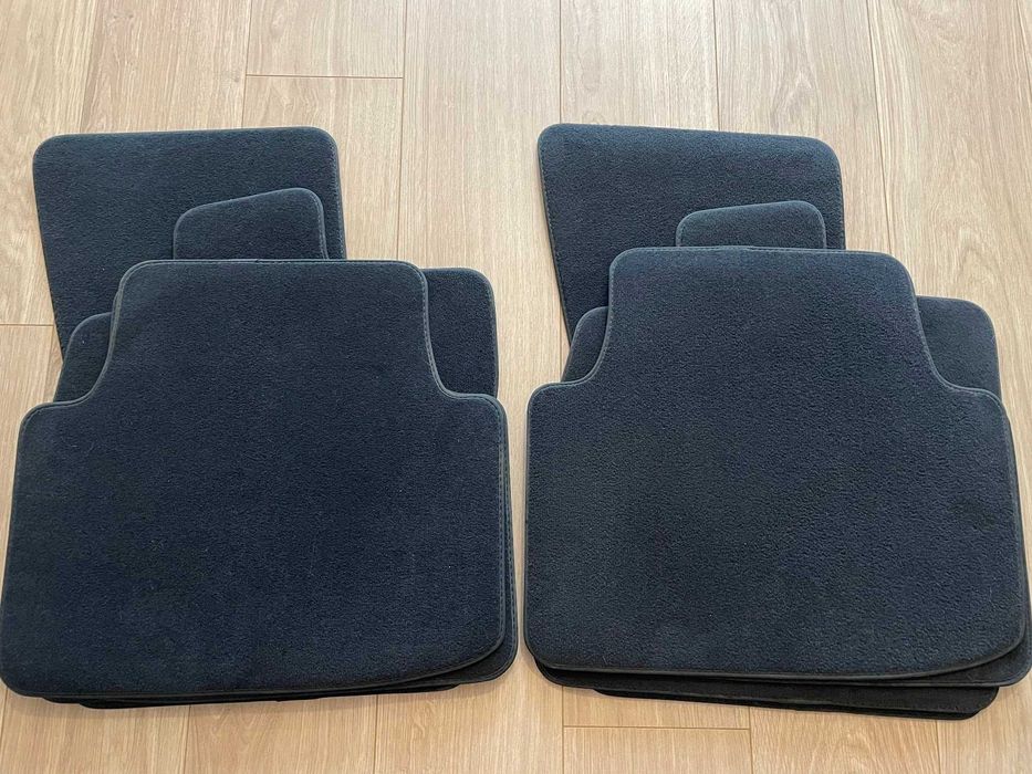 Covoroase mocheta originale VW Passat B8