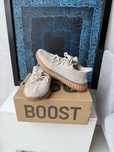 Yeezy Boost 350 V2 Citrin FW3042 - Оригинал, номер 41, с кутия
