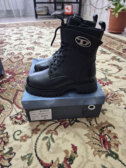 продам женскую зимнюю обувь