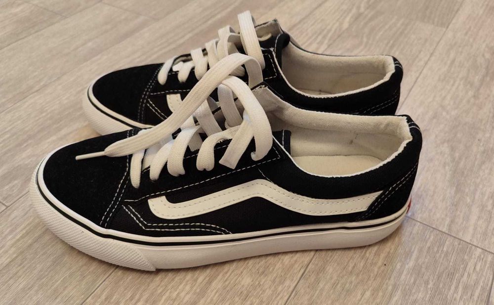 Кеды вансы 37 размер новые