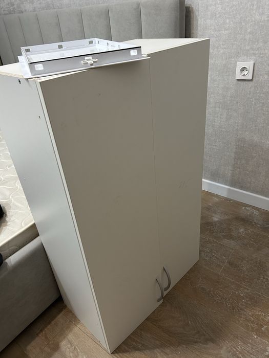 Продам шкаф кухонный