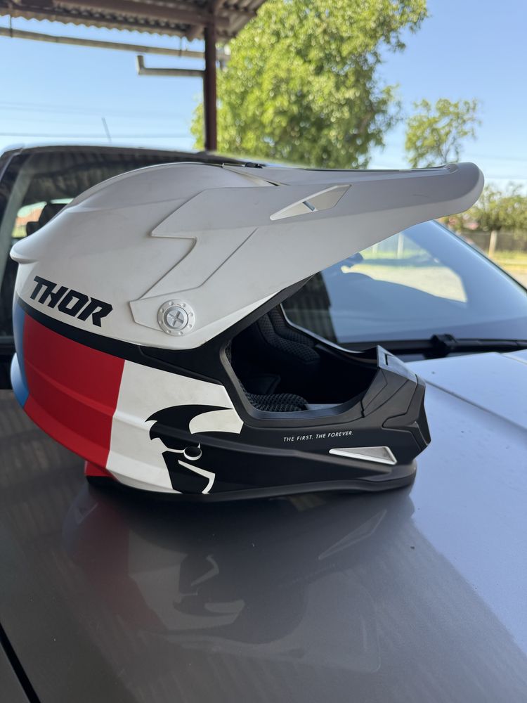 Casca enduro Thor Sector