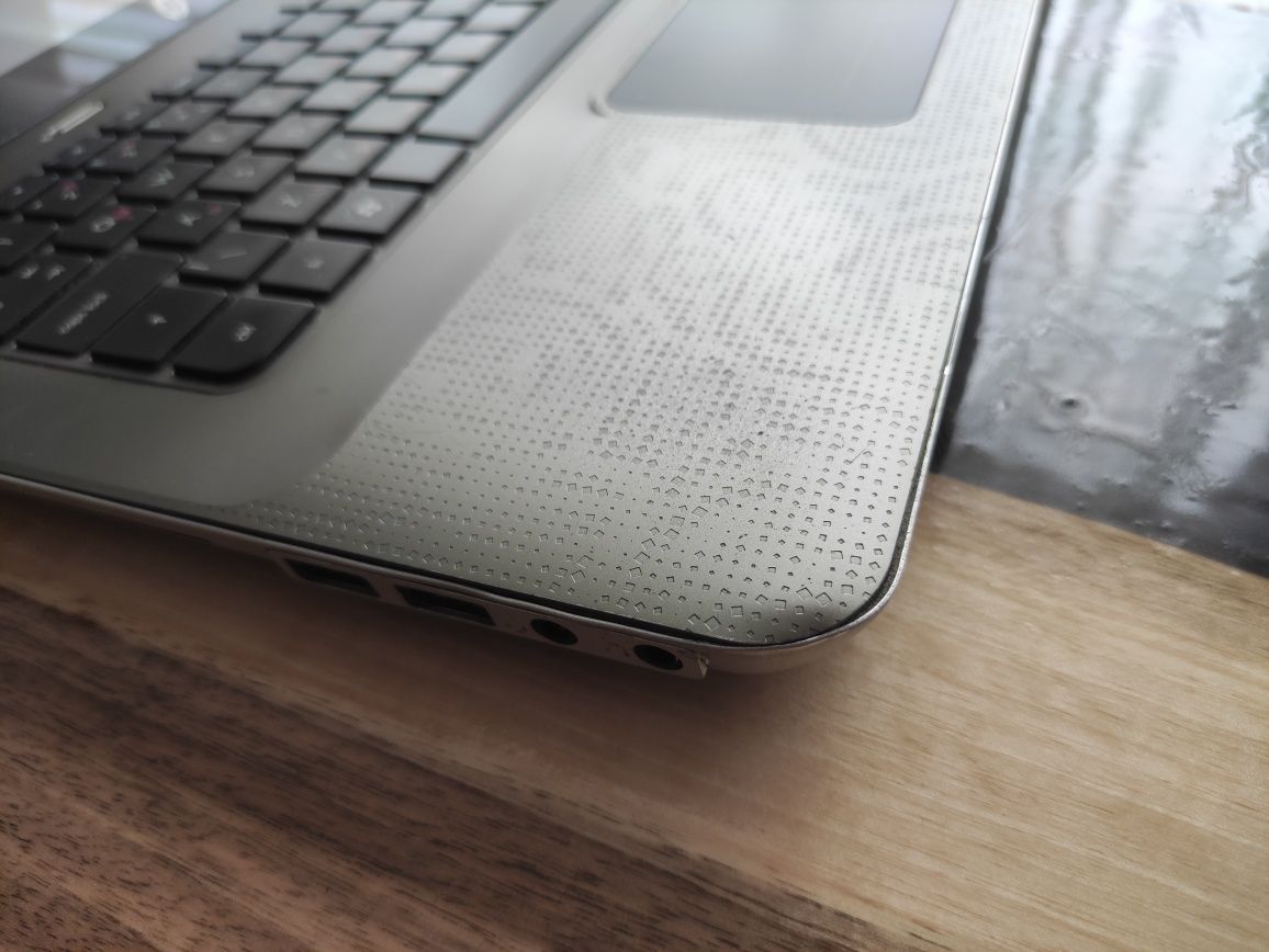 HP Envy 14 i5 6gb ram батерия