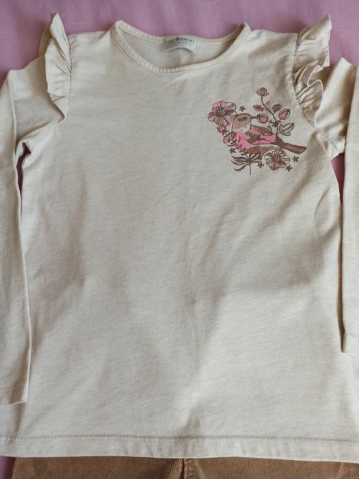 Детски ластични дънки и джинси с блузки