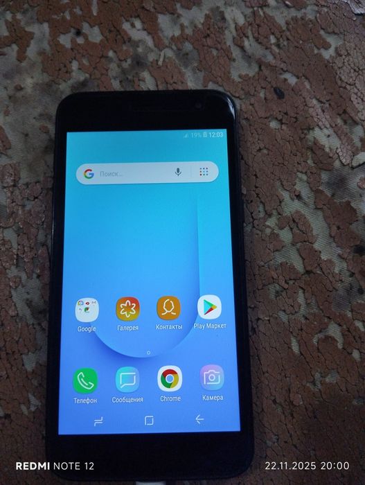 Продам телефон Самсунг