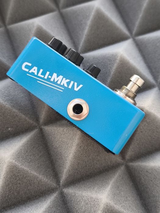 Mooer Cali MkIV - pedala preamp chitara tip Mesa Boogie