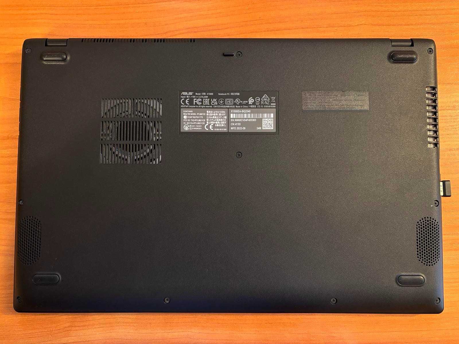 Лаптоп ASUS VivoBook 15, RAM 16GB, 512GB SSD, i5-1135G7, 15,6"+ раница