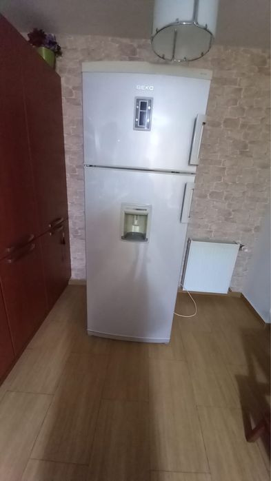 Frigider cu 2 usi Beko, No frost