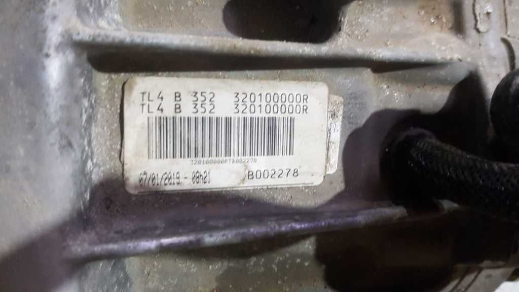 Cutie Viteze 6Trepte  304012371R Nissan Dacia Mercedes Renault 1.3 TCE