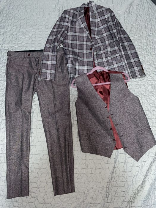 Costume barbati  marimea 48/50