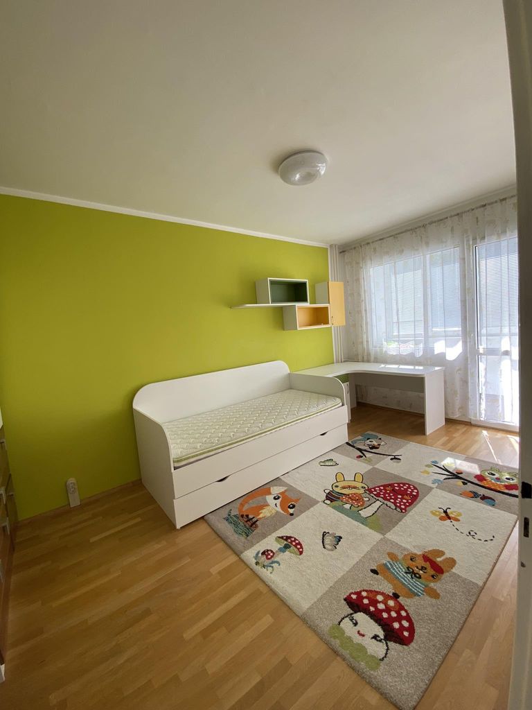 Дава се под наем Тристаен апартамент в София, Надежда 1 - 84 кв.м за 650 € - Снимка #9