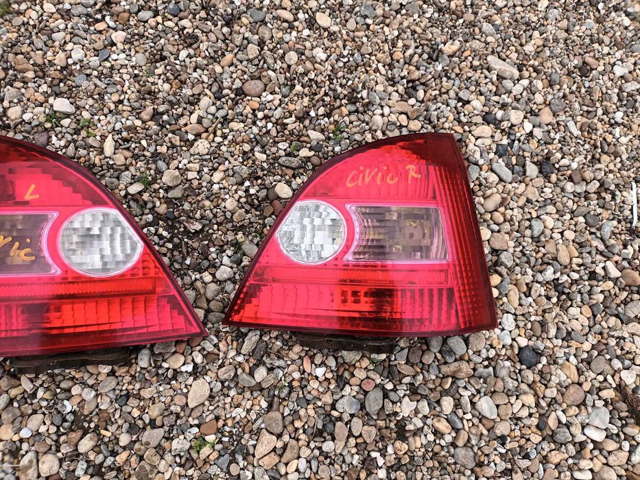 ляв и десен стоп за хонда сивик 7 хечбек 00 - 06 HONDA CIVIC VII