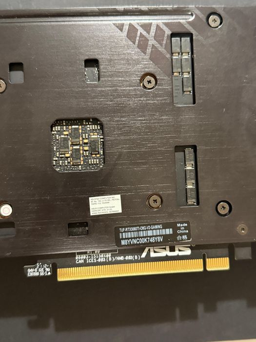 Placa video RTX 3060 Ti TUF OC Edition 8 GB
Nvidia RTX 3060Ti TUF 8 GB