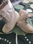 Bocanci militari