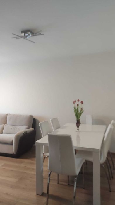 Vând apartament 3 camere zona 1 Mai, Craiova