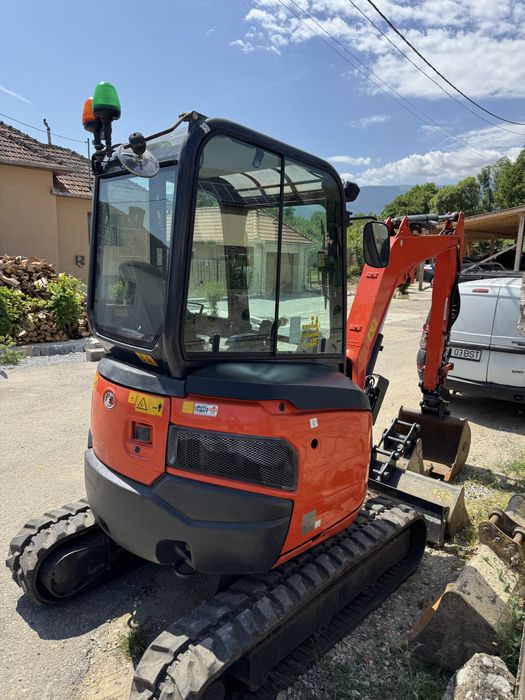 Kubota u27-4 2017