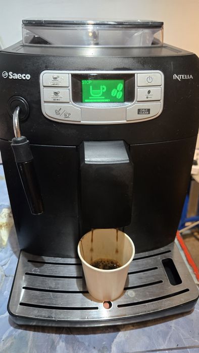 Aparat de cafea cu boabe Saeco Intelia