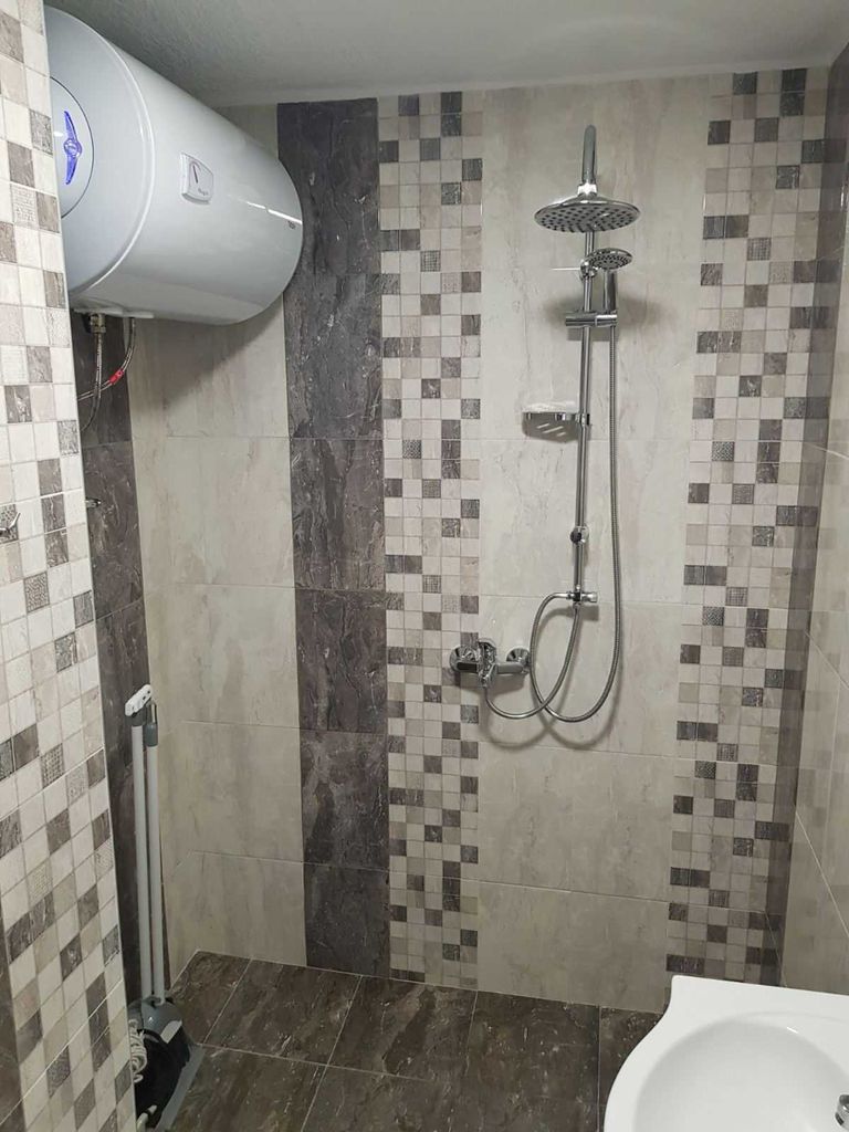 Дава се под наем Двустаен апартамент в Петрич - 60 кв.м за 255 € - Снимка #11