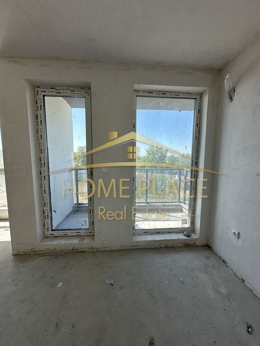 Тристаен апартамент в кв.Левски