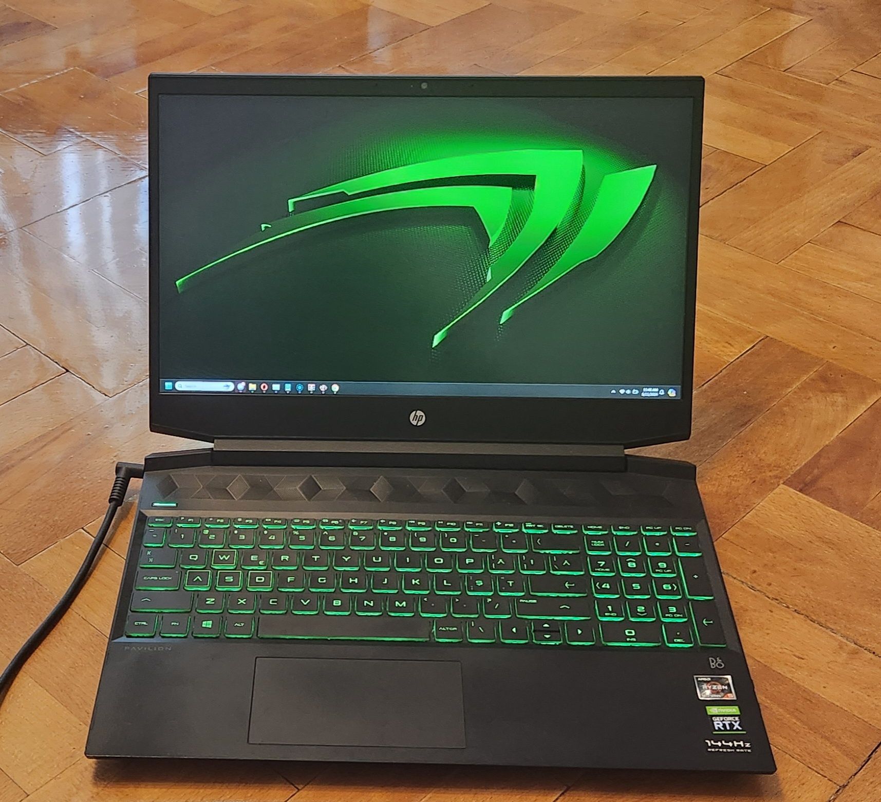 Laptop Gaming HP Pavilion AMD Ryzen 5, RTX 3050, 40Gb Ram, 144Hz