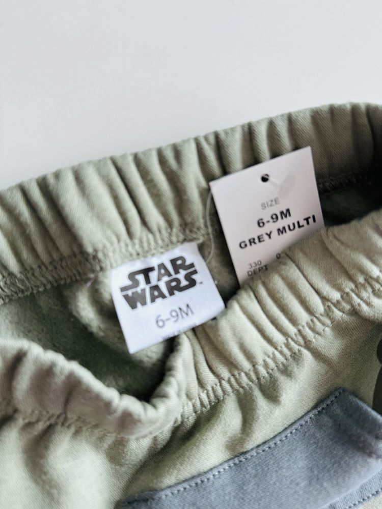 Нов Star Wars Комплект анцунг горнище и долнище - 6-9 месеца