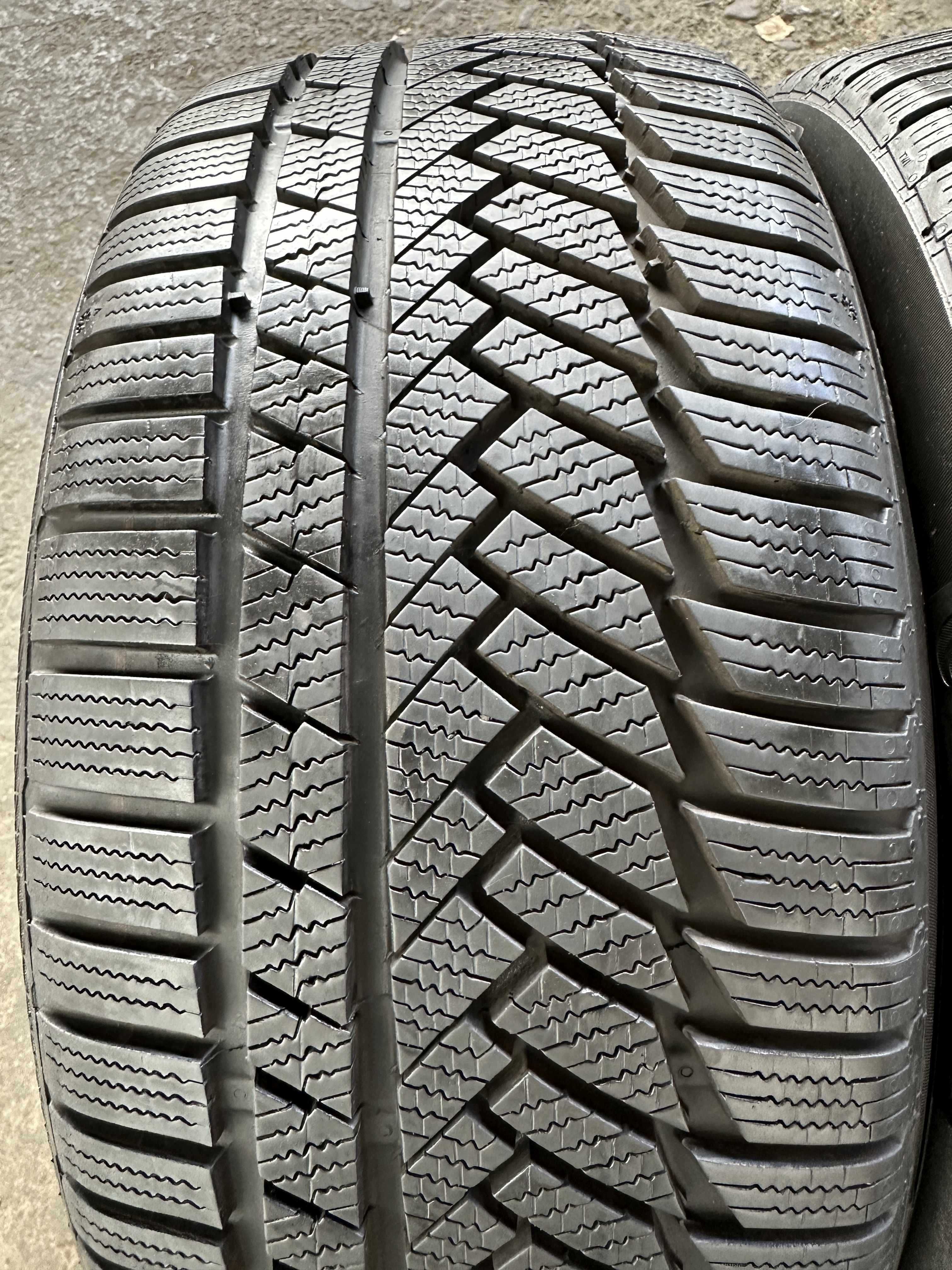 SET 2 Anvelope Iarna 225/40 R18 92V CONTINENTAL Winter Contact TS850P