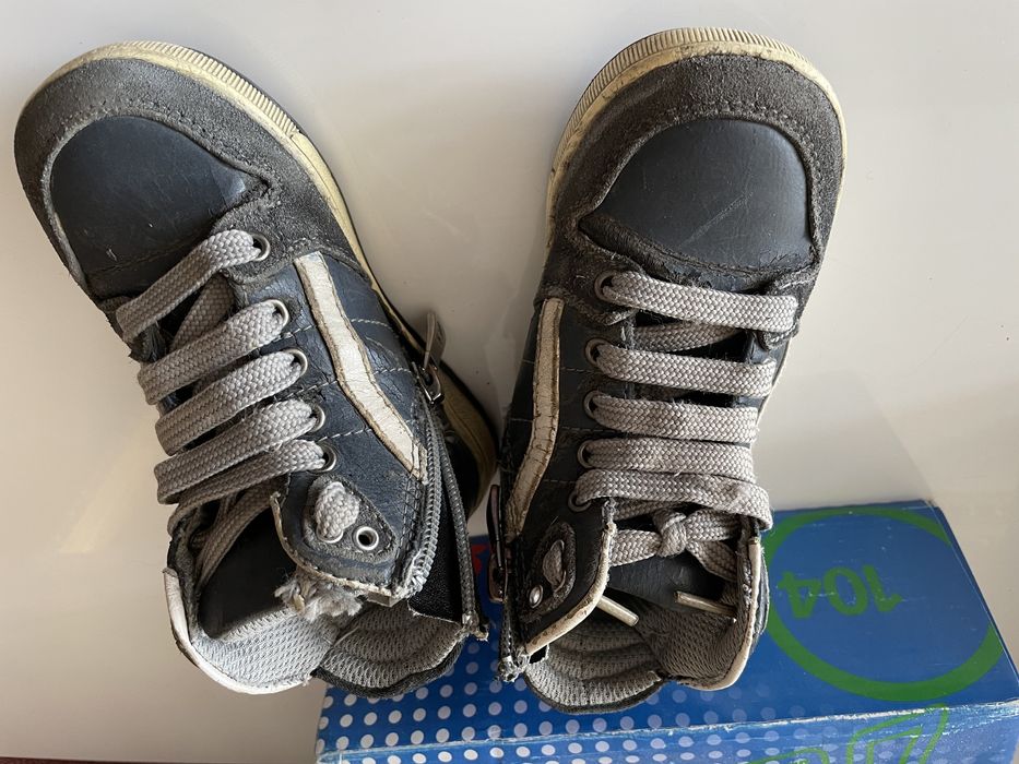 Детская фирменная обувь