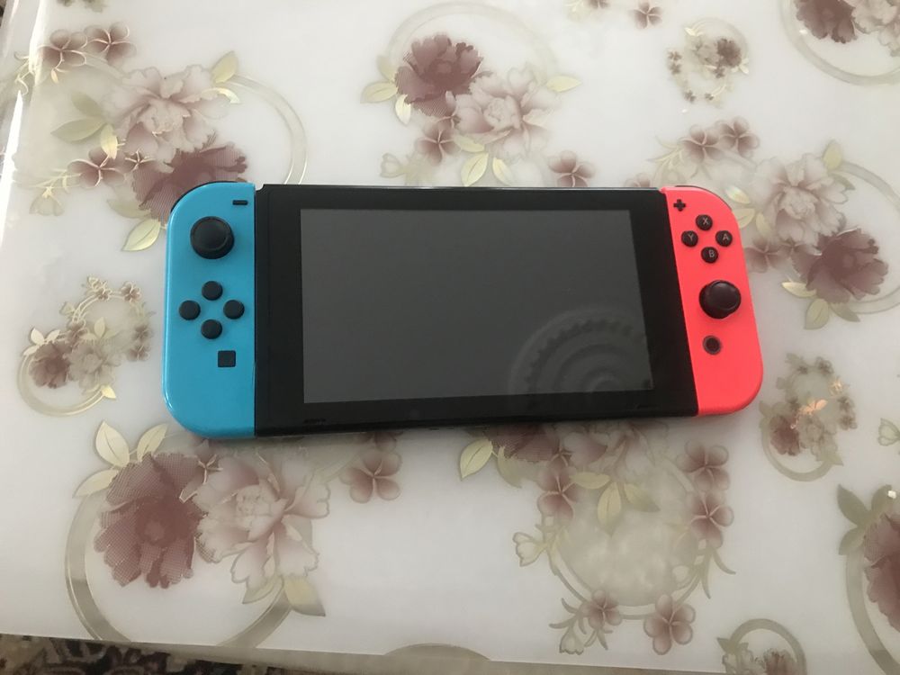 Nintendo switch cu husa de transport