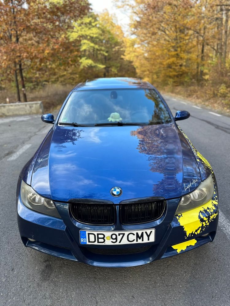 Vând BMW e90 320d 2007