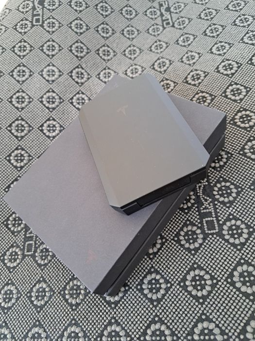Baterii externe Tesla Wireless Portable Charge