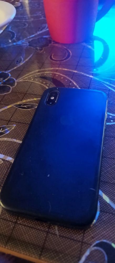 Продам или обменяю айфон xs