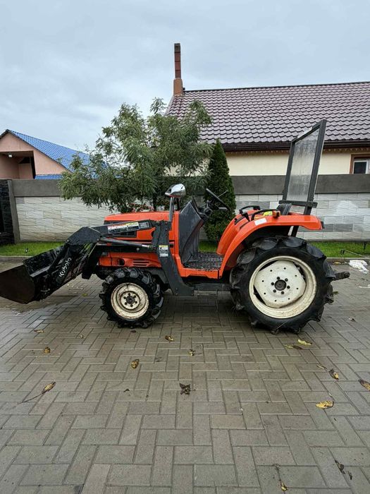 Vând kubota G3 și  freza