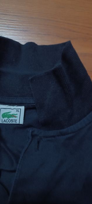 Продавам 4 полота на Lacoste 3 от които са оригинални цена 30лв