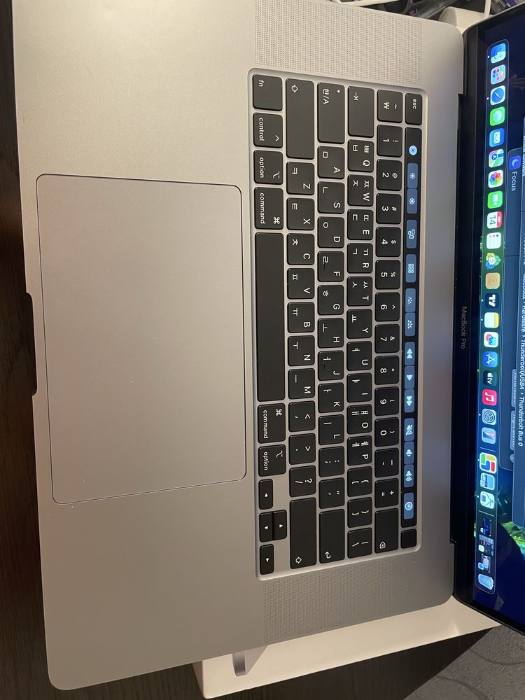 Macbook pro 2019 i9 16 inch  16gb/1 tb ideal hich qati alishmagan